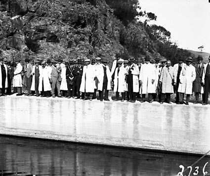 Victorian Railways Resco Tour of Canberra. At the Cotter Dam wall
