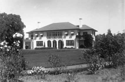 Prime Minister's Lodge, from the north. Adelaide Avenue Deakin
