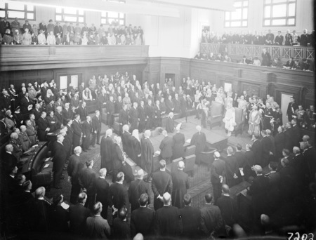 Scene inside the Senate Chamber at opening of Parliament House by the Duke of York with the Duchess of York.