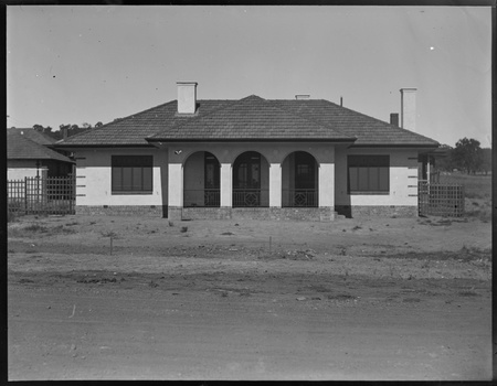 Oakley and Parkes House Blandfordia( Forrest )