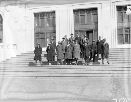 Members of the New Zealand hockey team on the front steps of Parliament House.