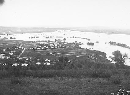  Molonglo River flood waters near Duntroon from Mt Pleasant