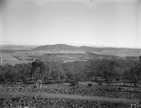 Braddon and Civic Centre from Mt Ainslie, Haig Park on right, Black Mountain on horizon.