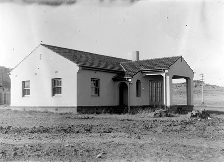 FCC (Federal Capital Commission) cottage,Alt Crescent,Ainslie		