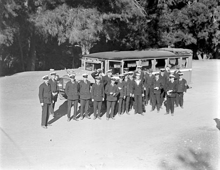 Visit to Canberra of Royal Navy Officers from HMS Renown - Officers, Petty Officers and ratings with Ageol Motor Bus