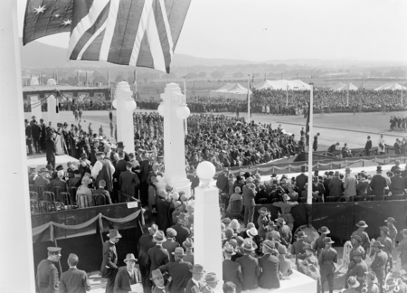 Royal Visit, May 1927. Crowds at the front of Parliament House from the east.