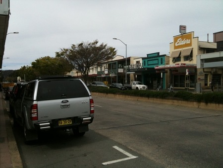 Looking across Monaro St to Walsh's Hotel - the business has remained to 2011, but its building (and those around it) have changed substantially
