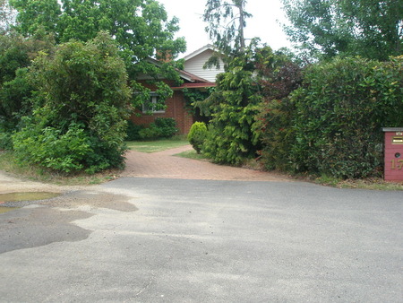 17 Batman Street, Braddon. 